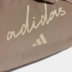 Bolsa de deporte Adidas Woman Defender Allover Graphic
