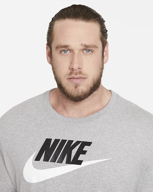 Nike Sportswear T-shirt