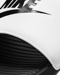 Nike Victori One Flip Flop