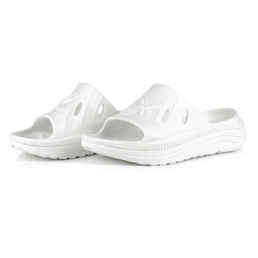 Munich Saura flip-flops