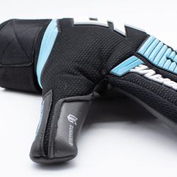 twofive Salzburg 08 goalkeeper gloves