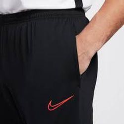 Nike Dri-FIT Academy Men's Soccer Pant.