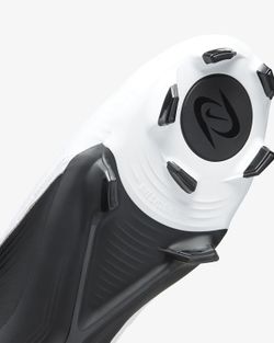 Nike Phantom GX II Academy FG/MG