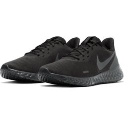 Zapatilla nike revolution 5