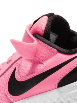 Nike Revolution 5 Little Kids' Shoe C / O